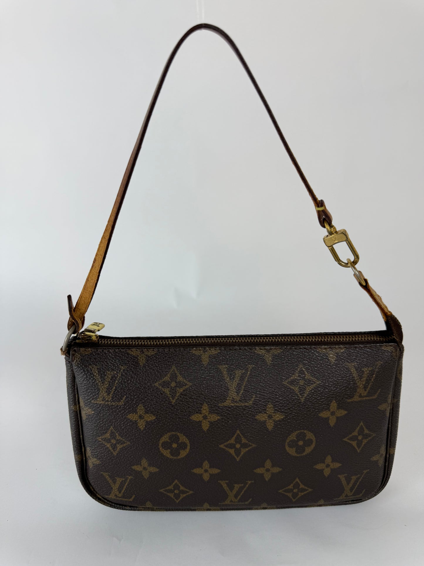 Louis Vuitton Monogram Pochette
