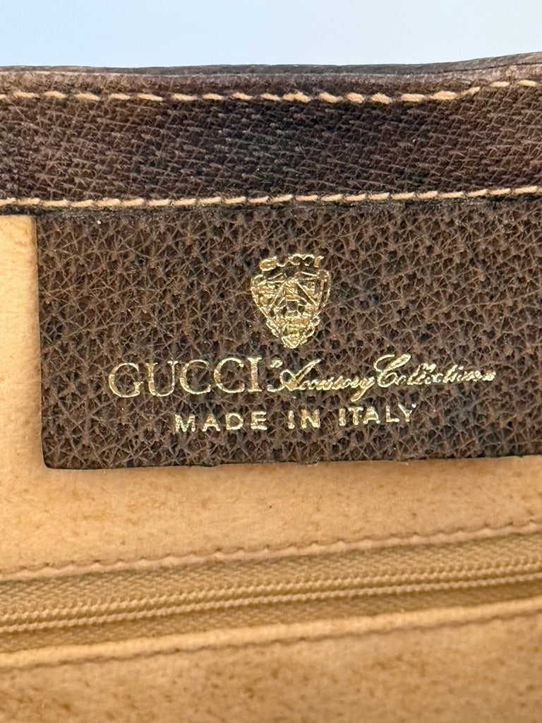 Gucci GG Supreme Sherry Line Shoulder Bag