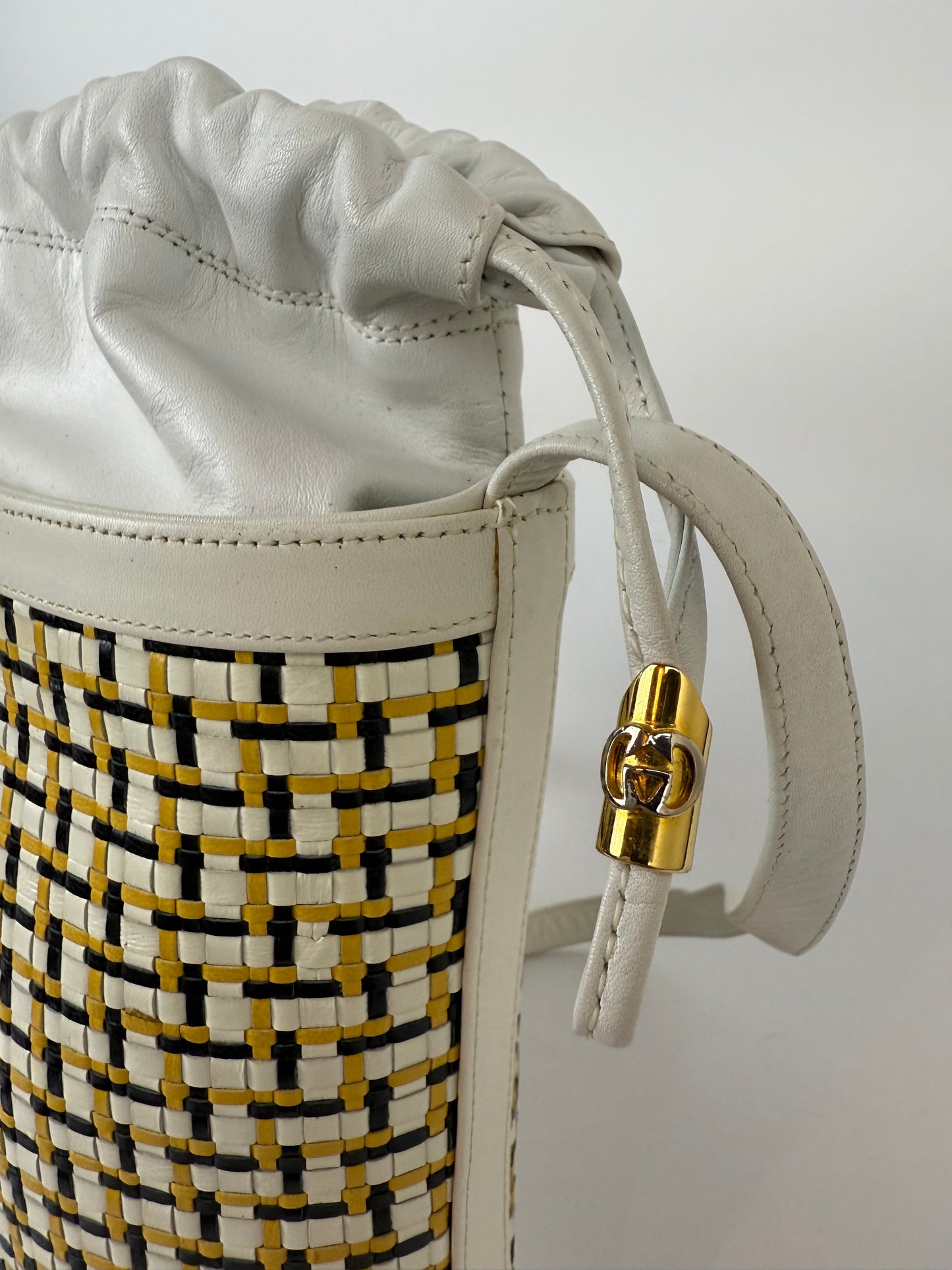 Gucci Drawstring shoulder bag