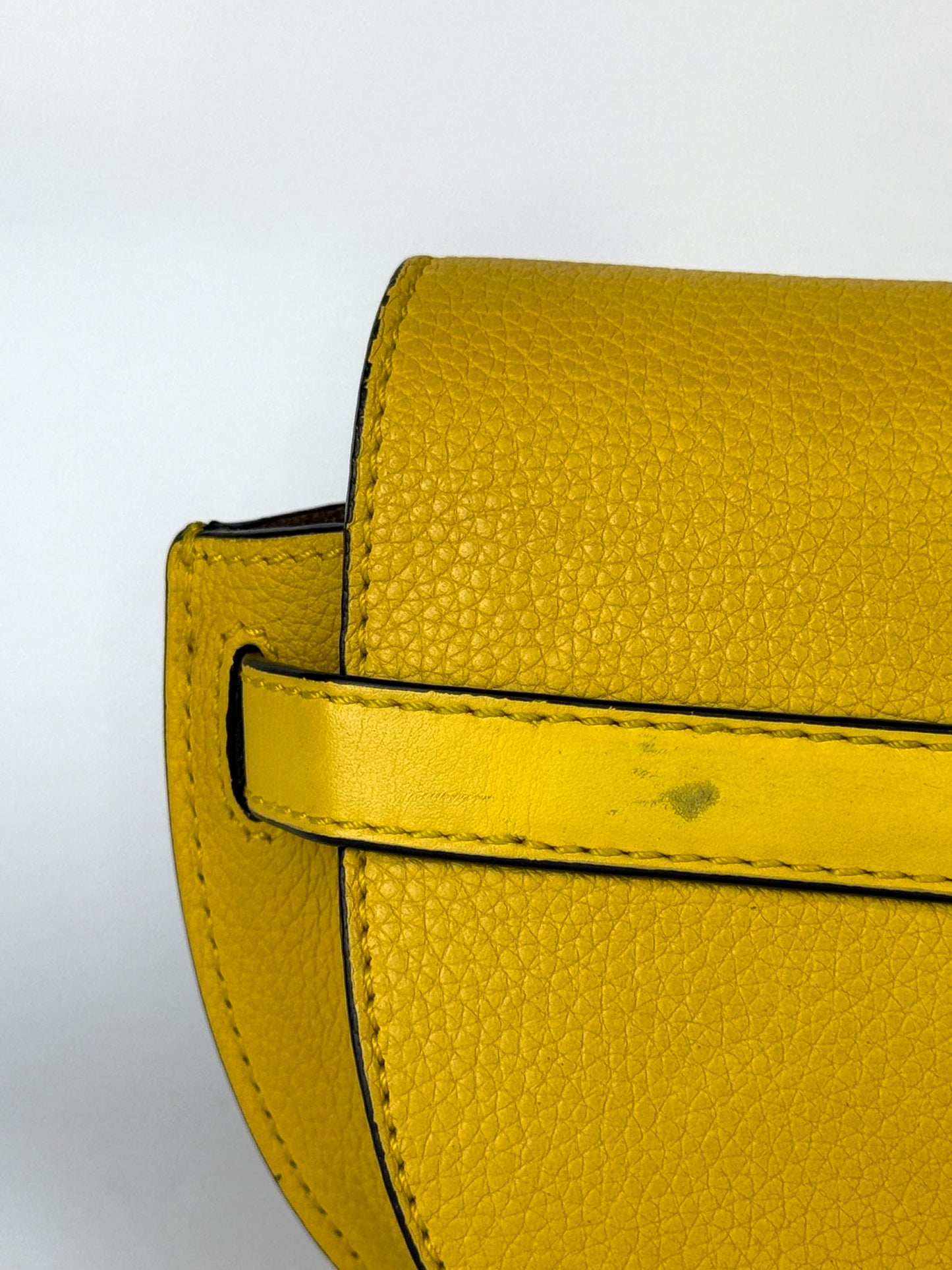 Loewe Mini Gate