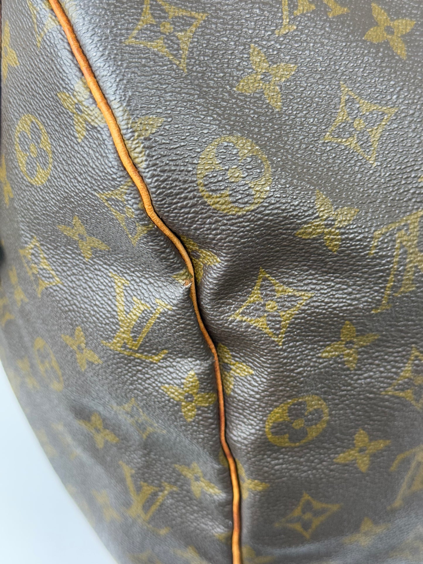 Louis Vuitton Monogram Keepall 50