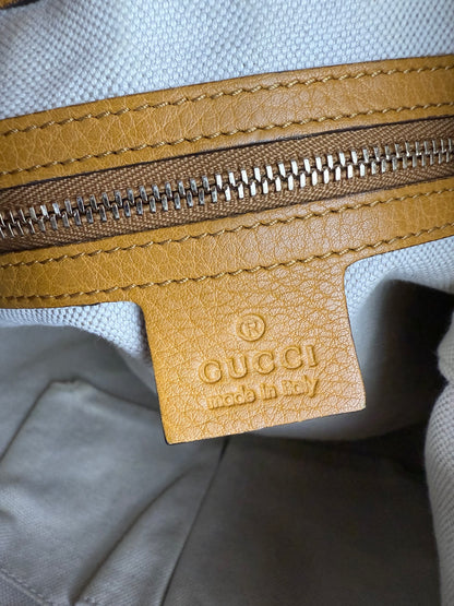 Gucci Jackie