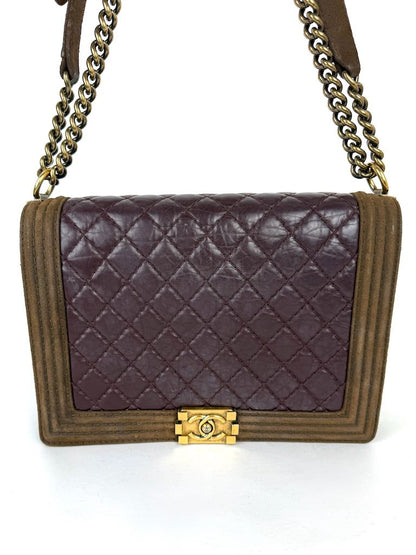 Chanel Boy Bag Large in burgundy and suede