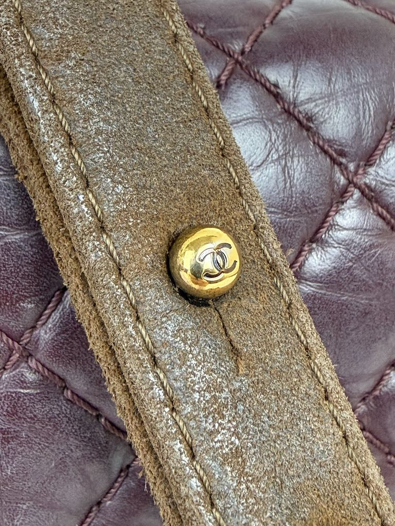 Chanel Boy Bag Large in burgundy and suede