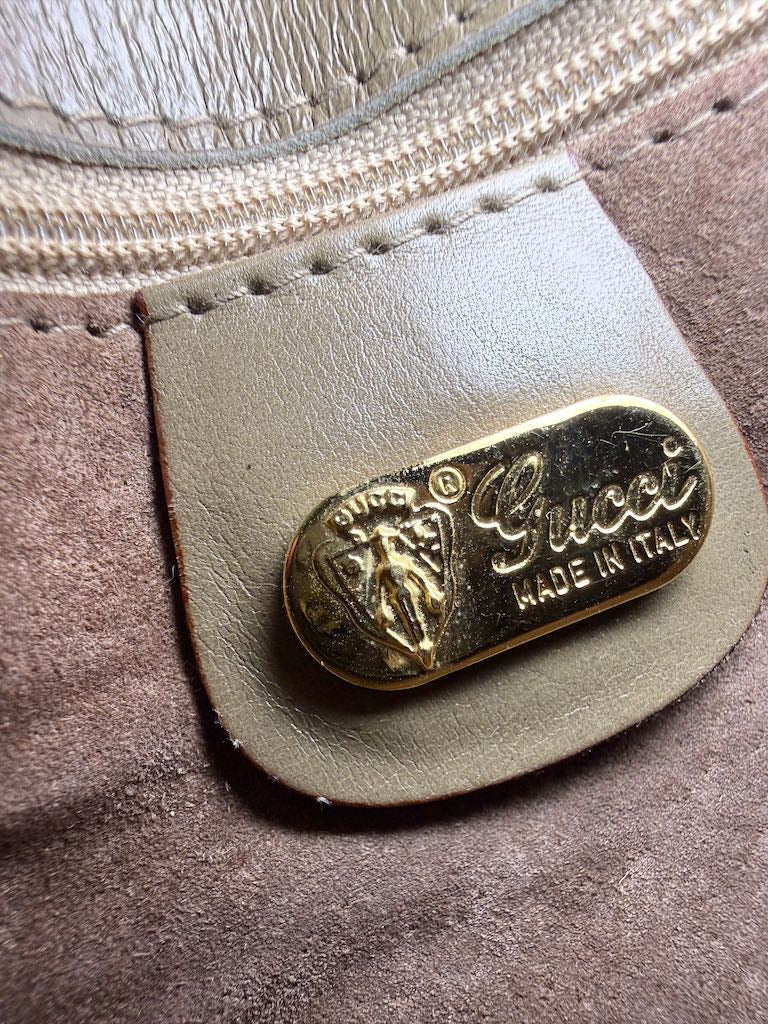 Gucci Interlocking GG Crossbody Bag in khaki