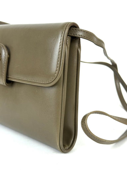 Gucci Interlocking GG Crossbody Bag in khaki