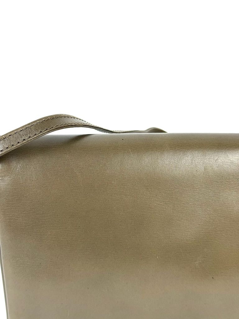 Gucci Interlocking GG Crossbody Bag in khaki