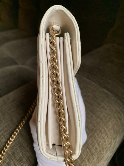 Gucci GG Marmont Wallet on Chain