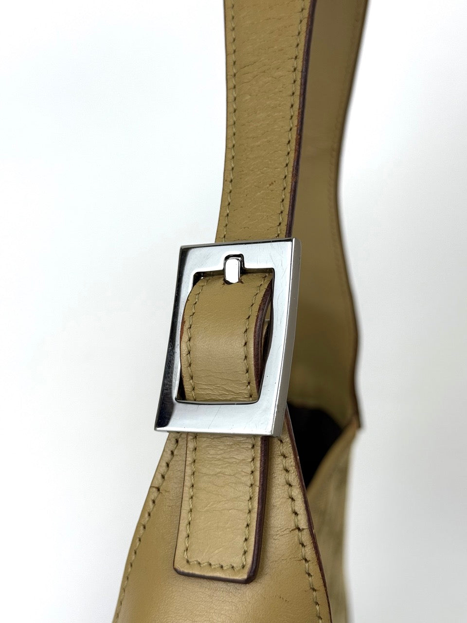 Gucci Jackie GG Beige Canvas