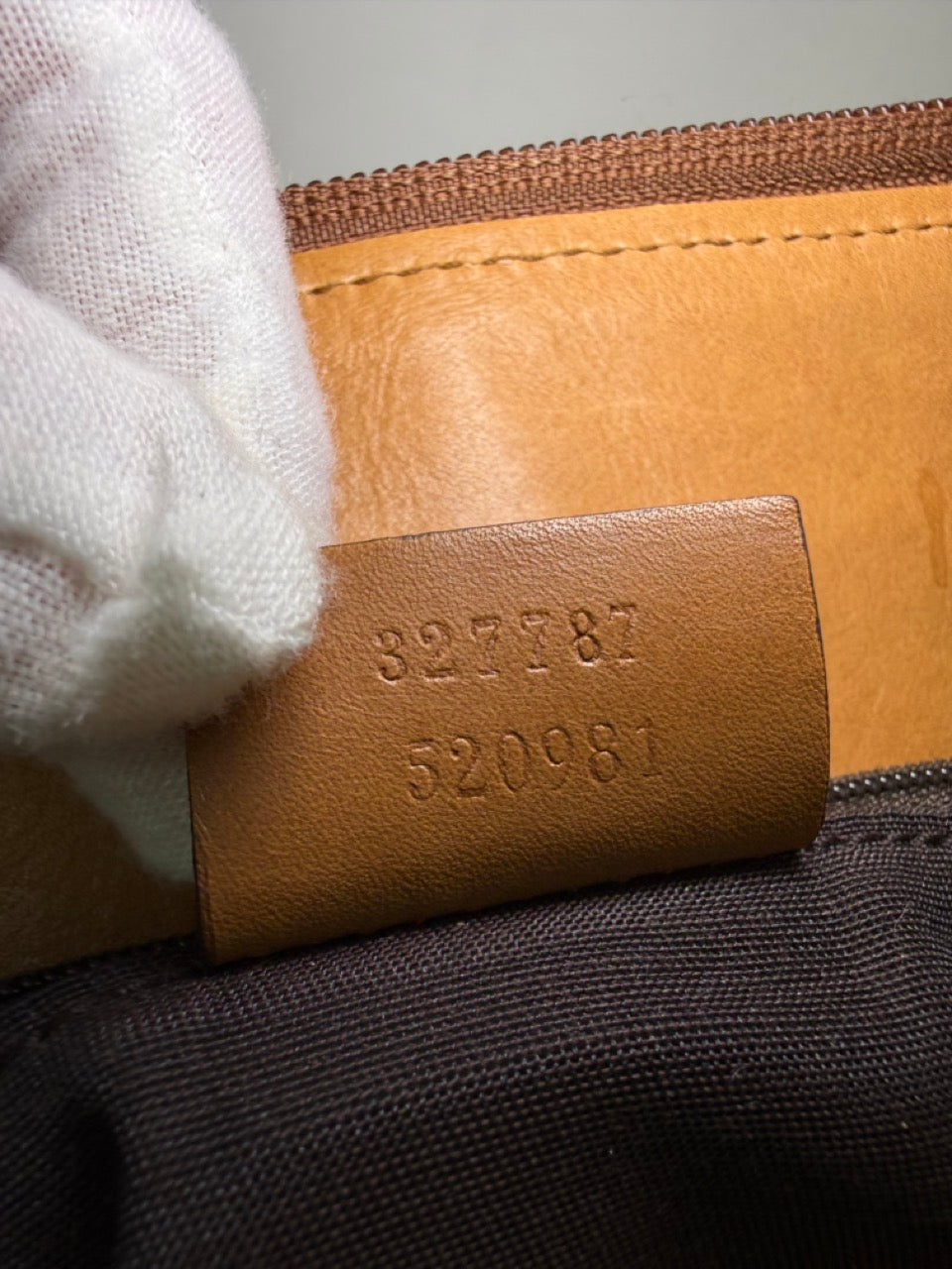 Gucci Abbey Line D-ring Leather Shoulder Bag
