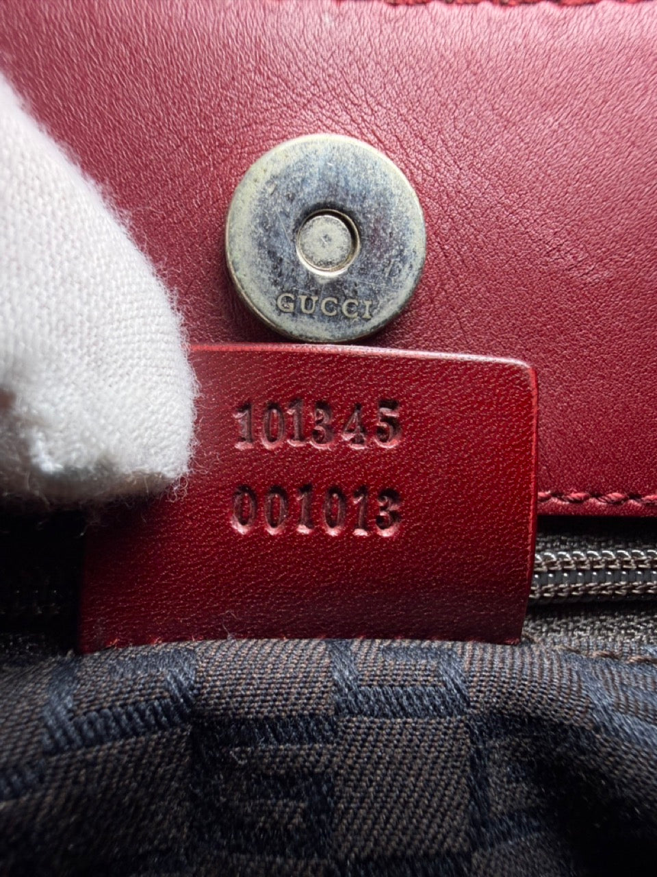 Gucci Shoulder Bag in Burgundy with Horsebit Hardware