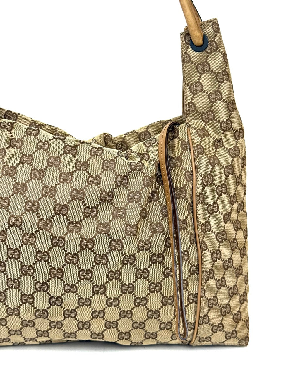 Gucci Large Shoulder bag in GG Canvas