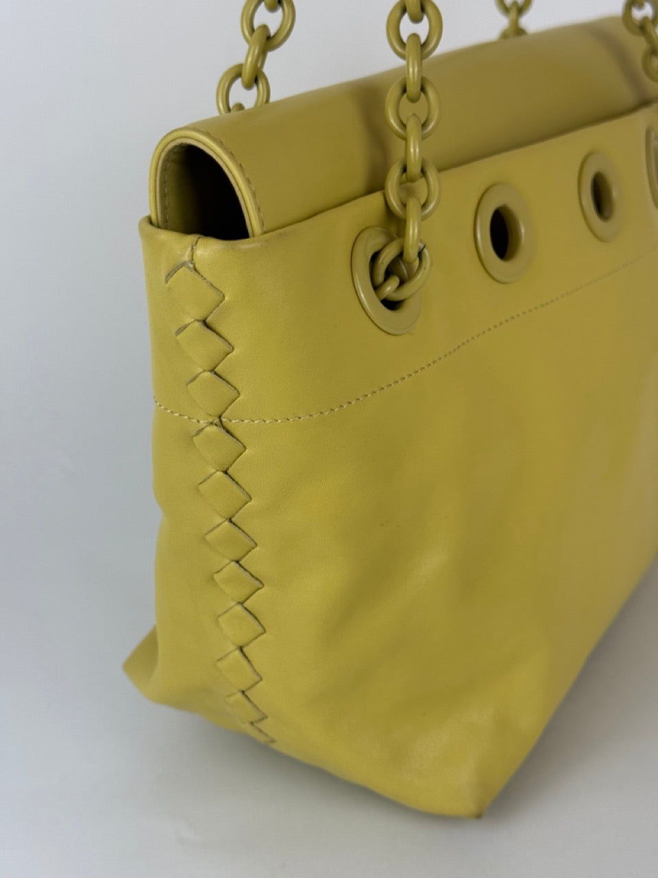 Bottega Veneta handbag in yellow leather