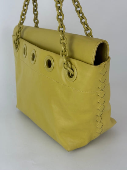 Bottega Veneta handbag in yellow leather
