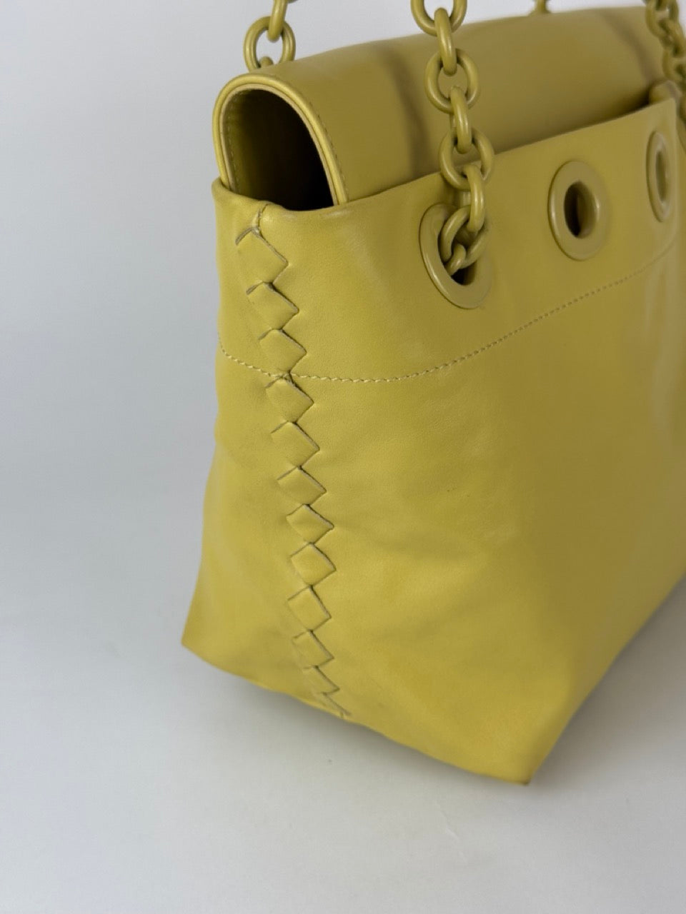 Bottega Veneta handbag in yellow leather