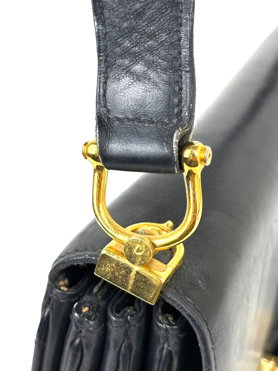 Vintage Celine Horse Carriage Shoulder Bag in black leather – photo 9