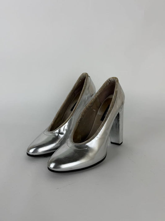 Marc Jacobs Silver Leather Block Heel Pumps - size 36.5