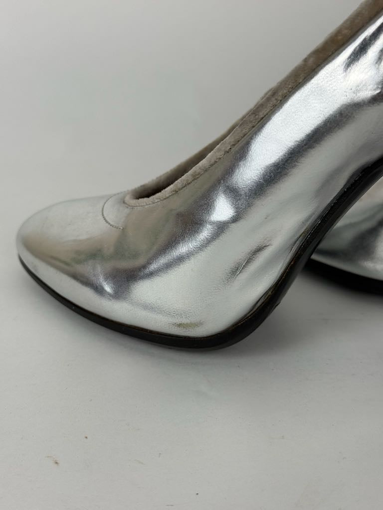 Marc Jacobs Silver Leather Block Heel Pumps - size 36.5