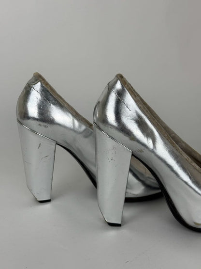 Marc Jacobs Silver Leather Block Heel Pumps - size 36.5