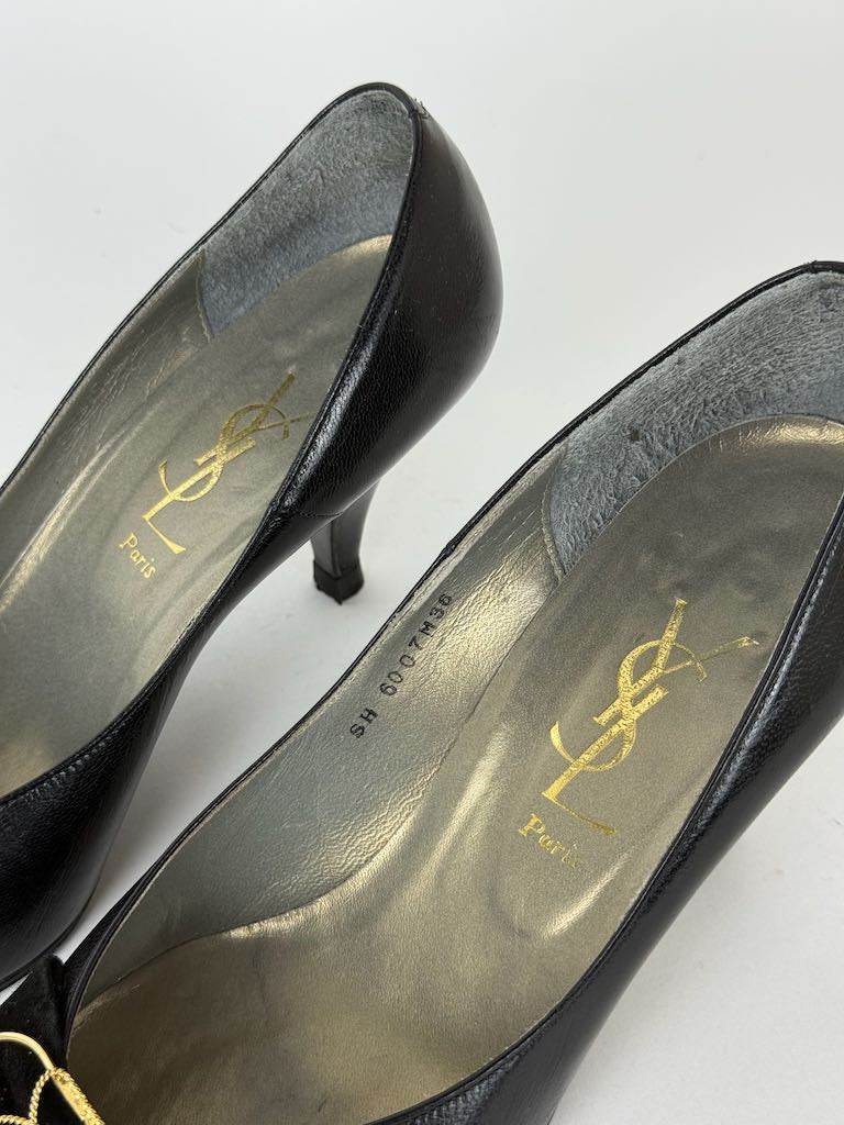 Yves Saint Laurant heels in black - size 36