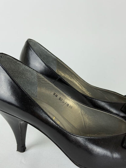 Yves Saint Laurant heels in black - size 36